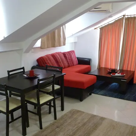Casa de hóspedes Attic Flat 